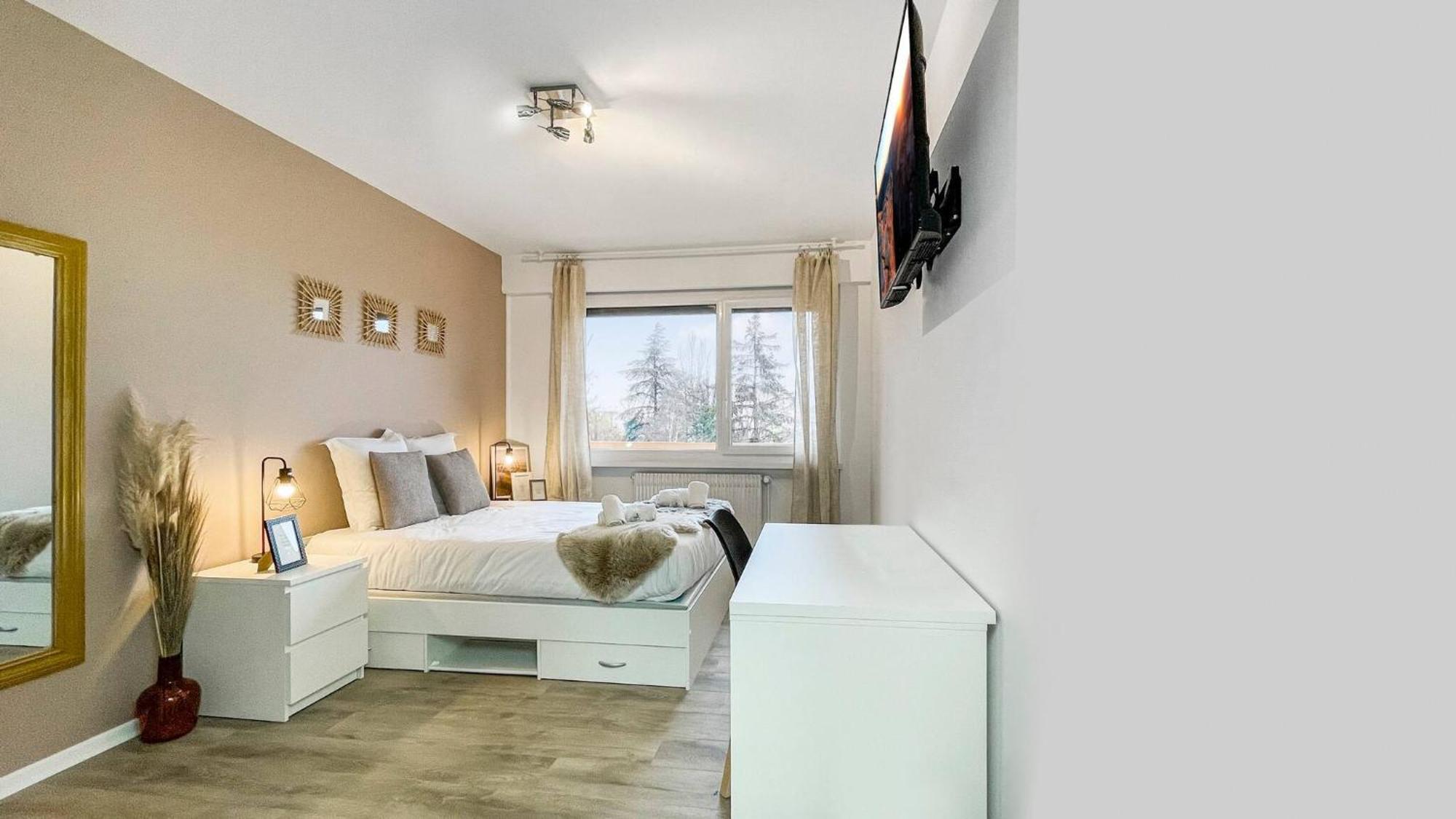La Coloc Mugi: Upscale Shared Living with Private Rooms and Balcony Annemasse Exterior photo